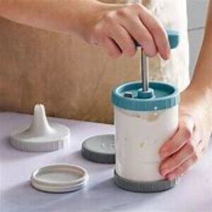 Pampered Chef Whipped Cream Maker